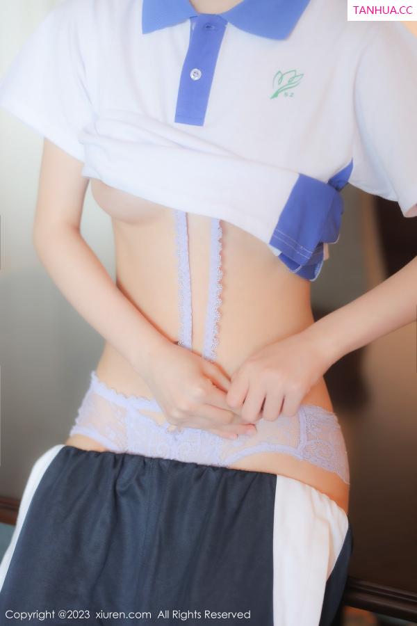   [XiuRen]高清写真图 2023.07.14 No.7085 幼幼 学生美腿第22张图片